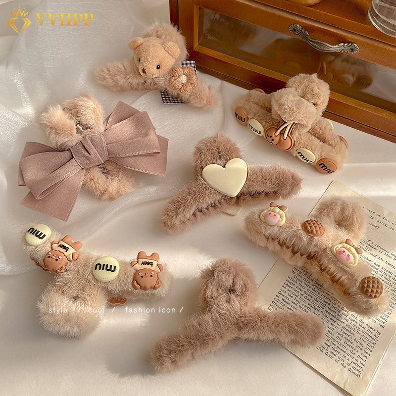 Cute Bear Strawberry Plush Hair Claw Clip Rabbit Astronauts Heart Bow Hairpin for Women Hair Accessories